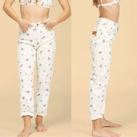 BILLABONG x Wrangler She’s Cheeky denim - Picture 3 of 3